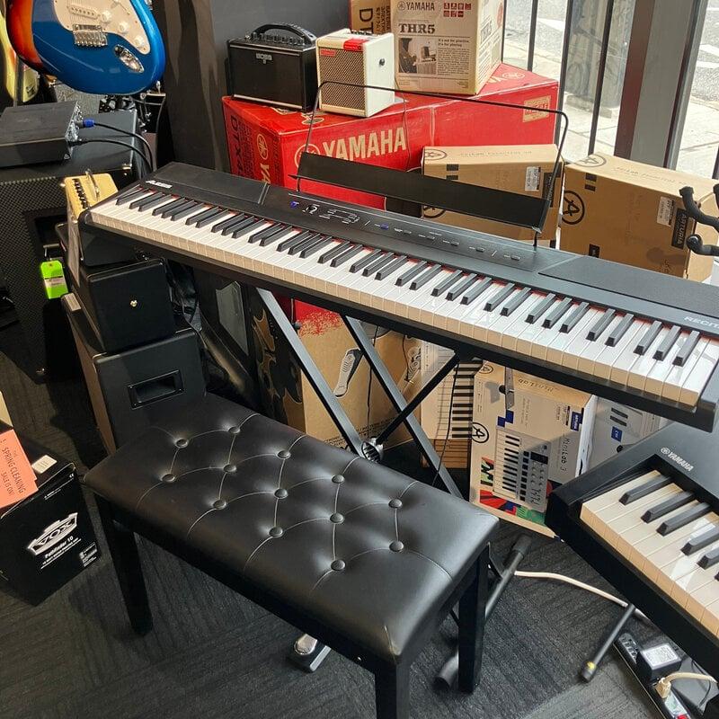Keyboard Instruments at SoulFul Musik Academy