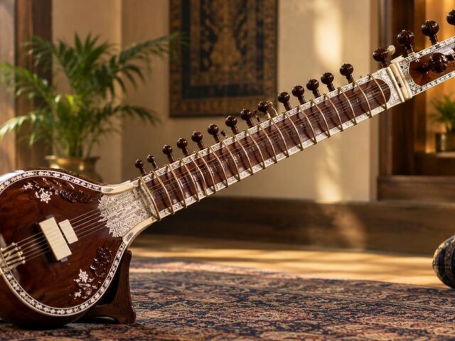 Best Sitar Classes in Mumbai & Goregaon: How to Choose the Right Learning Program